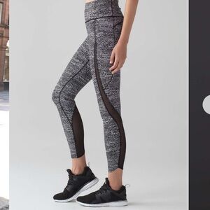 Lululemon Pace Perfect 7/8 Tight (25")